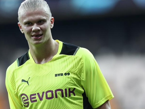 明年海港真不一定拿冠！毕竟连续4年拿第一很少 重要是申花没亚冠