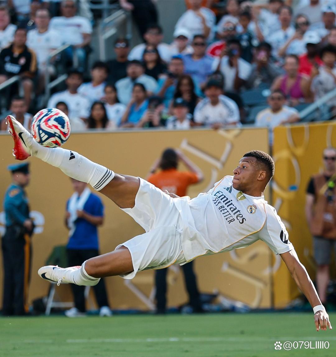 哈登：克尼佩尔投篮准得要命，黄蜂得到他是很大的收获