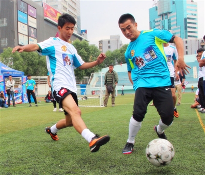 帕福斯体育总监：大卫·路易斯非常职业且伤病少，他很快同意加盟