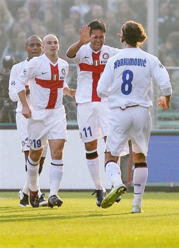 塞尔希-多明格斯：伊尼戈拥有领袖气质；目标是回到巴萨踢球