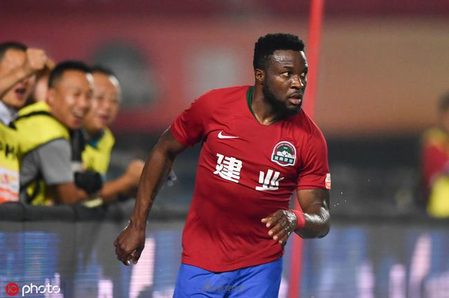 爽看，安菲尔德的观众凭一张门票能看两场红军vs毕包的友谊赛