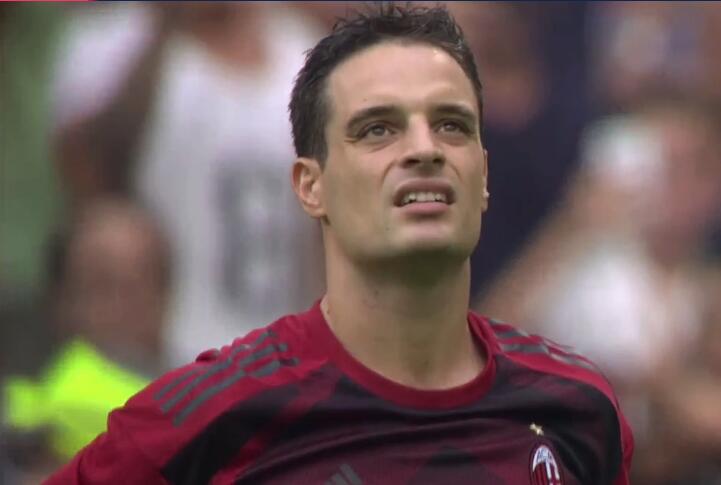 威少本赛季首发时场均接近15+8+8，高于赛季平均数据