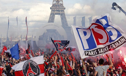 足球中超新外援亮相，身体对抗惊人